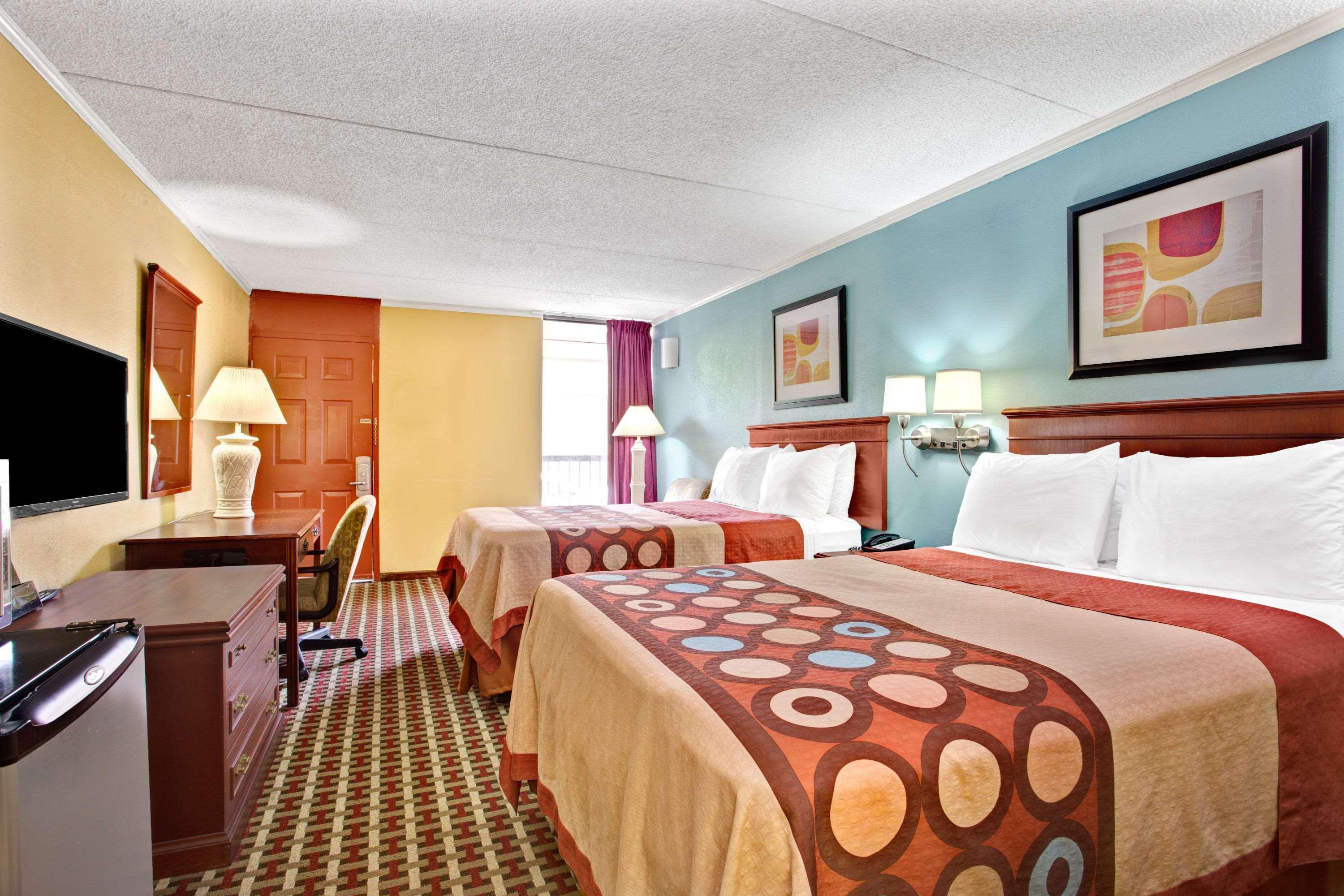 Super 8 Downtown Raleigh Motell Exteriör bild